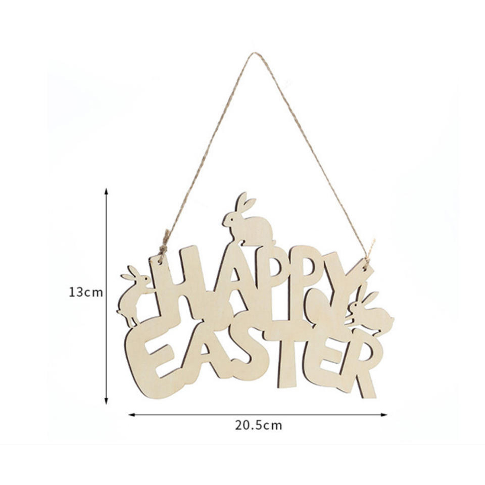 Muestra de madera en blanco que cuelga el conejito de Pascua Feliz Pascua para las decoraciones de Pascua